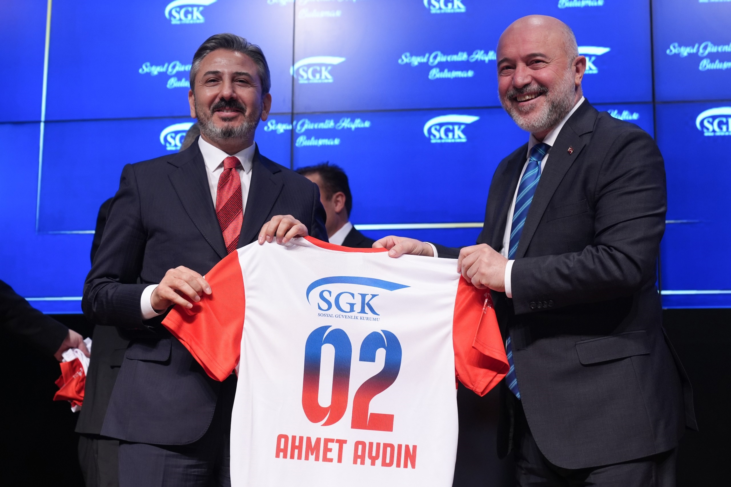 BASKANLIK_660000/HABERLER/2025/MAYIS/16052025-1/c042b4b4-389c-4b86-ac3c-e4547623ac92.jpg